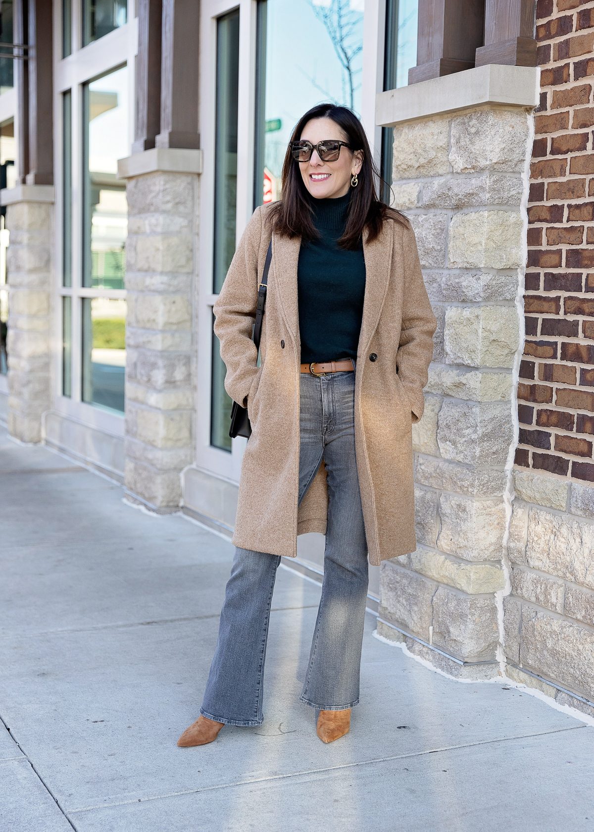 How to Wear Grey Jeans This Winter: Outfit Ideas You’ll Love